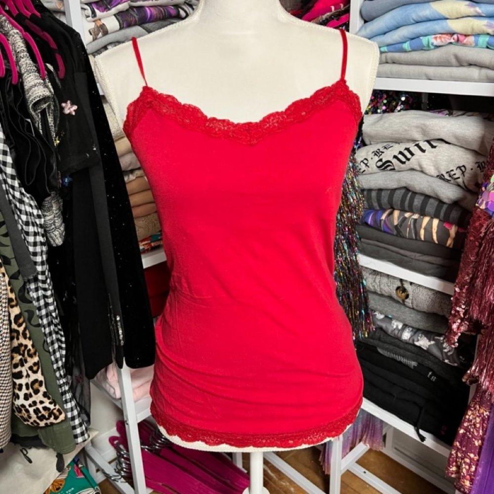 RED CAMI